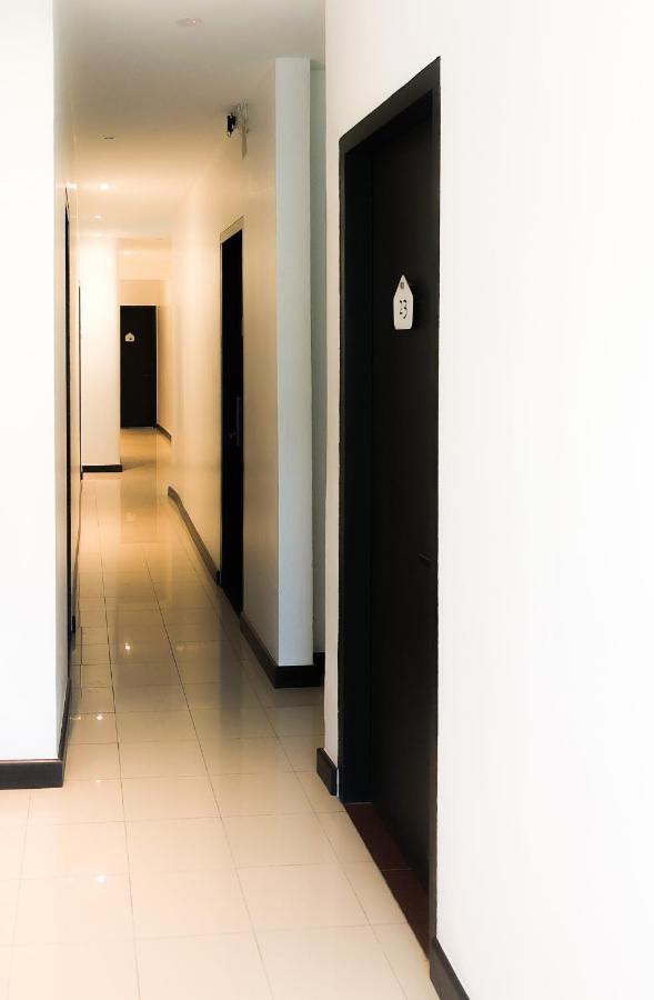 Hako Xpress Skudai Baru Hotel Johor Bahru Exterior foto